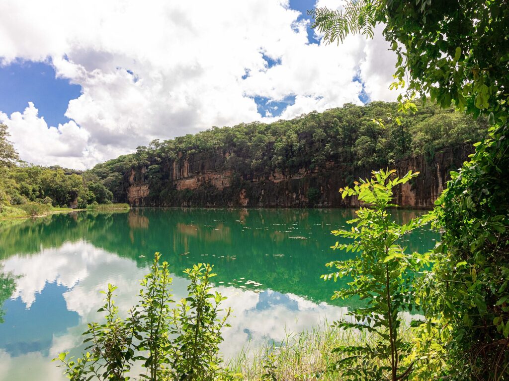 Green lake between cliffs in the São Desidério protected area