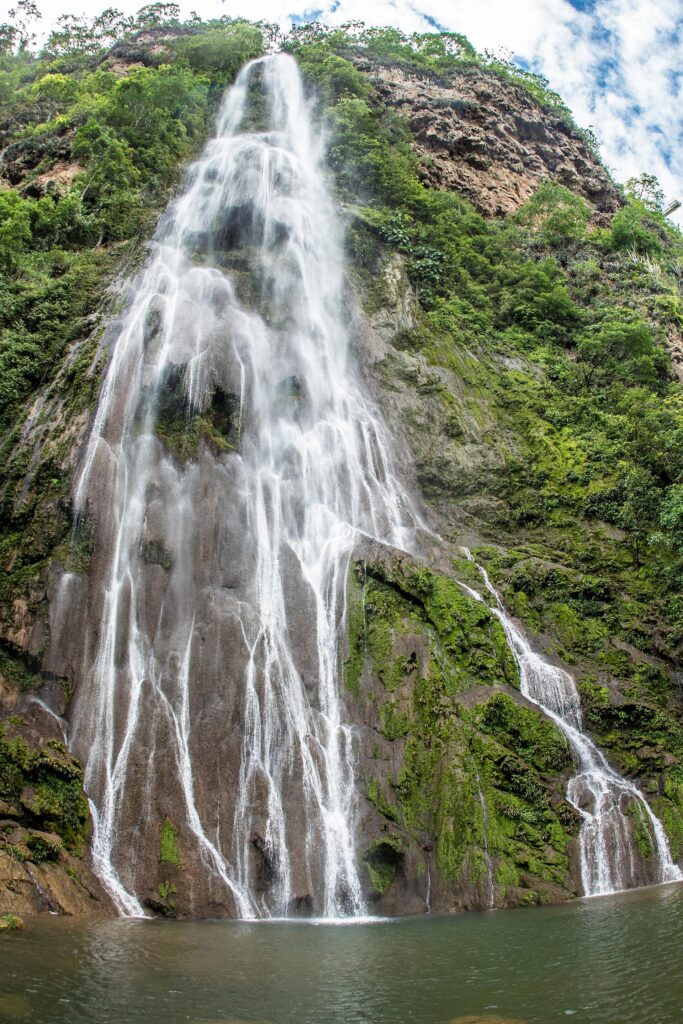 Boca da Onça waterfall drop