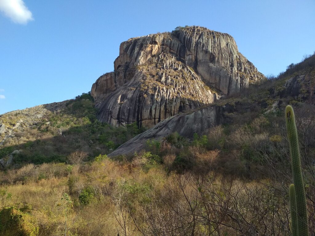 Pedra da Boca, Araruna