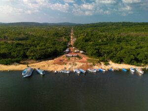 Boats at Cachoeira Porteira, Oriximiná