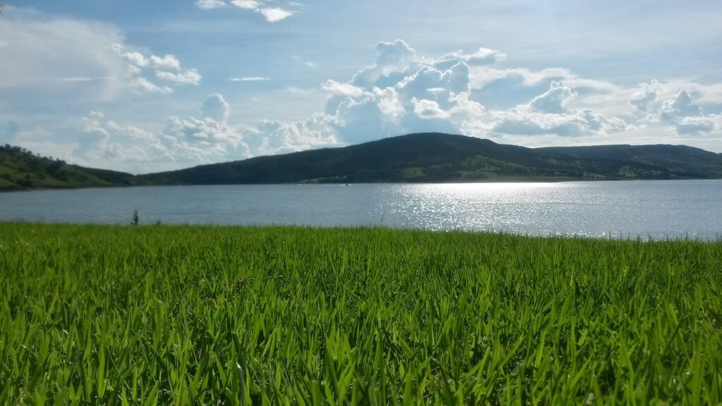 Furnas lake in Capitólio